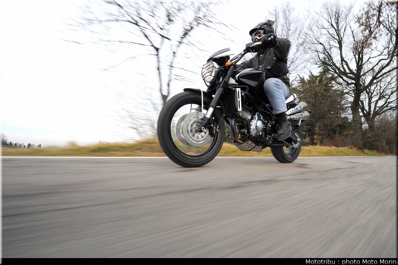 moto_morini_scrambler2009_012