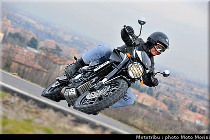 moto_morini_scrambler2009_011.jpg