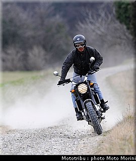 moto_morini_scrambler2009_018.jpg