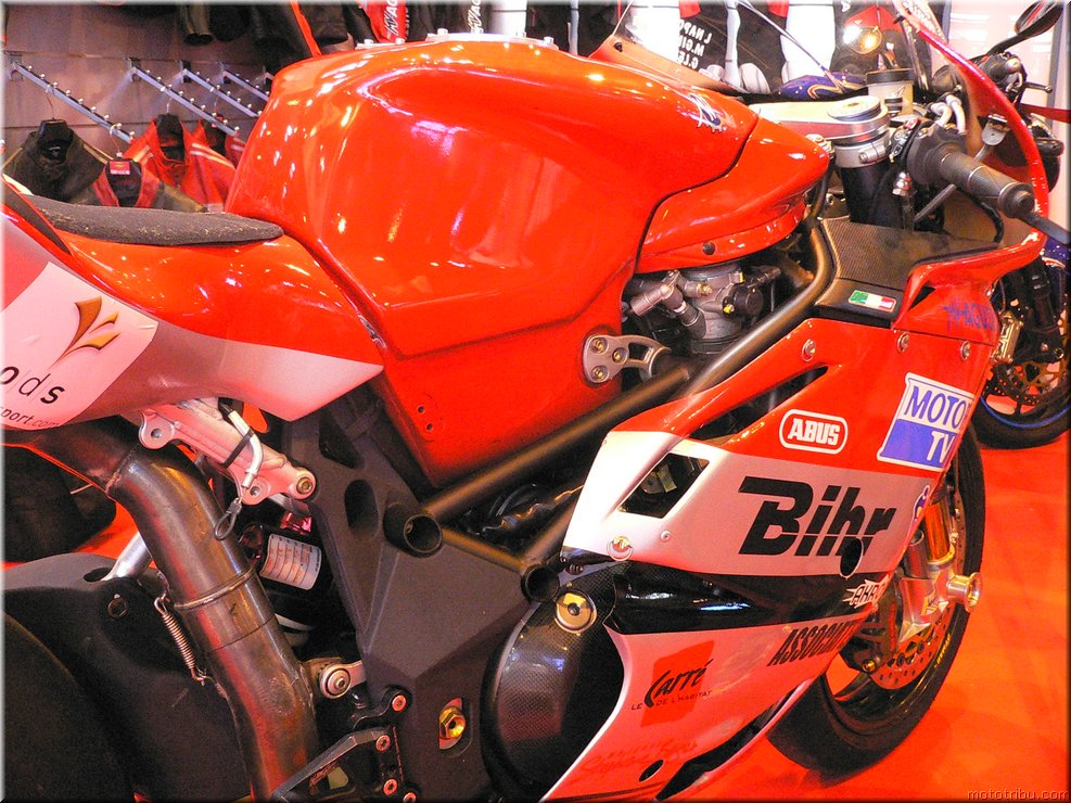 MOTO 