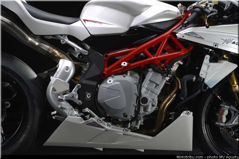 mv_agusta_2013_f4_details_003