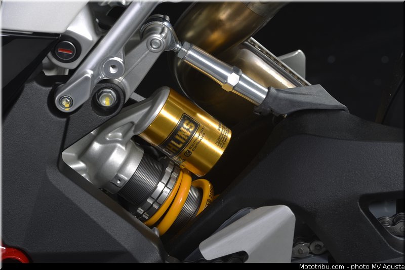 mv_agusta_2013_f4_details_008