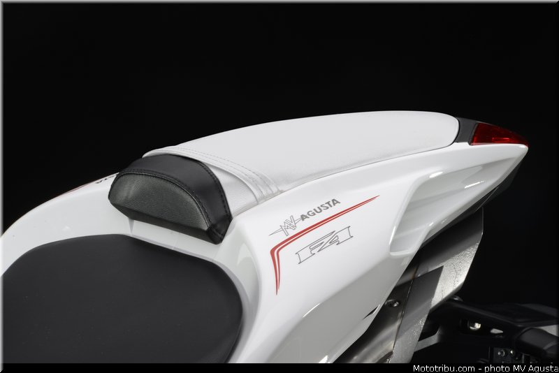 mv_agusta_2013_f4_details_012
