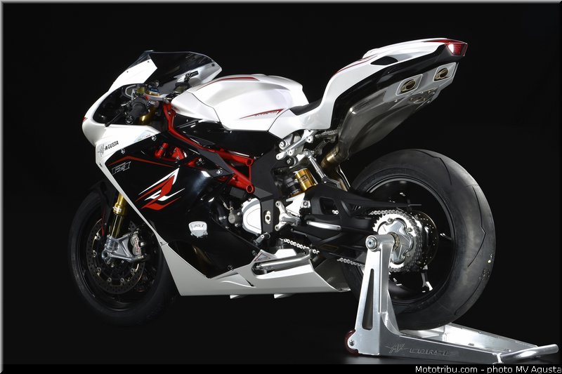mv_agusta_2013_f4_rr_015