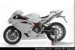 mv_agusta_2013_f4_015.jpg