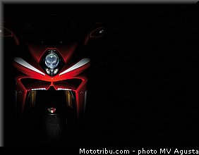 mv_agusta_2013_f4_details_002.jpg