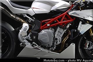 mv_agusta_2013_f4_details_003.jpg