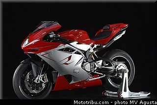 mv_agusta_2013_f4_r_003.jpg