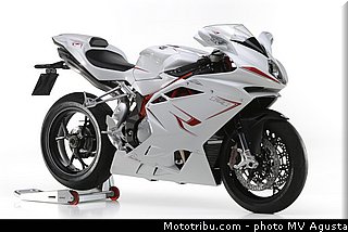 mv_agusta_2013_f4_r_016.jpg