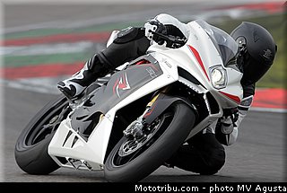 mv_agusta_2013_f4_rr_001.jpg