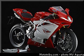 mv_agusta_2013_f4_rr_011.jpg