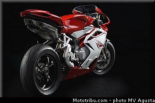 mv_agusta_2013_f4_rr_012.jpg