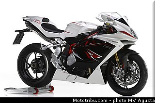 mv_agusta_2013_f4_rr_018.jpg