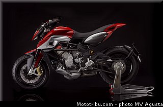 mv_agusta_2013_rivale_800_2.jpg