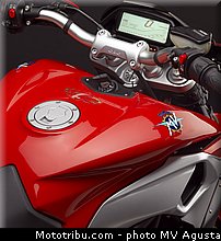 mv_agusta_2013_rivale_800_4.jpg