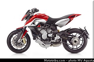 mv_agusta_2013_rivale_800_6.jpg