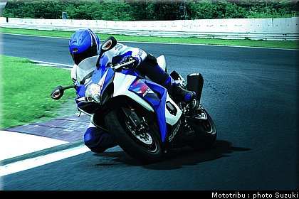 suzuki_gsxr1000_2007_004.jpg