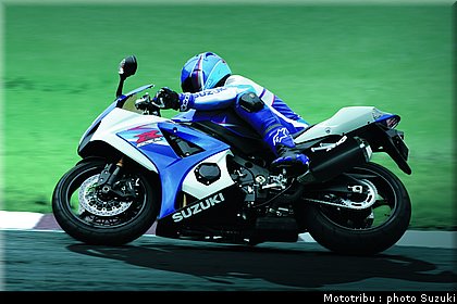 suzuki_gsxr1000_2007_007.jpg