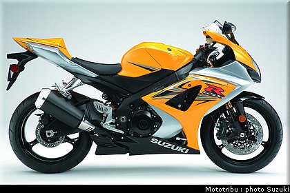 suzuki_gsxr1000_2007_017.jpg