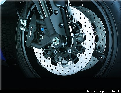 suzuki_gsxr1000_2007_030.jpg