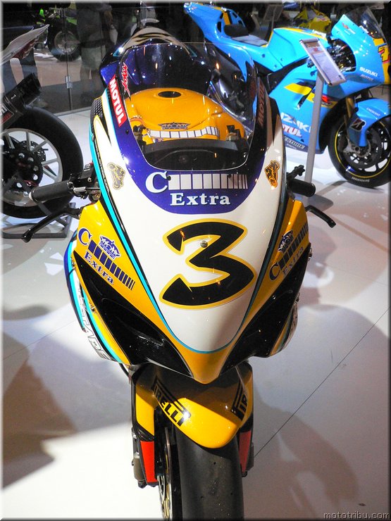MOTO 
