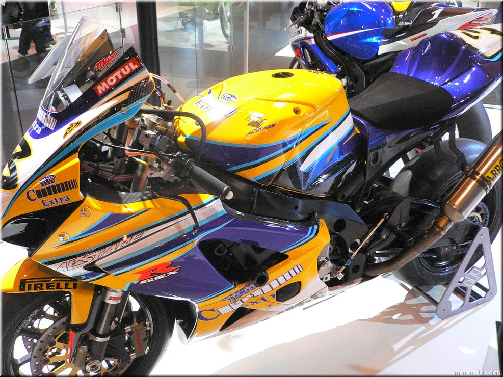 MOTO 