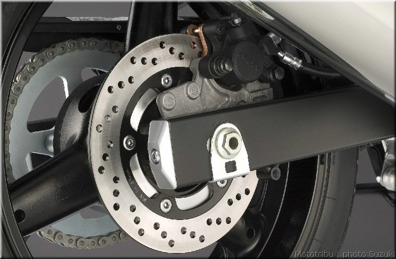 suzuki-650gsxf-2008-020