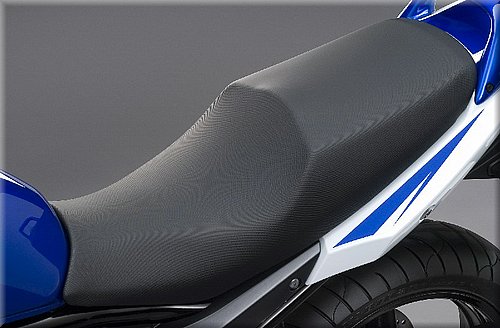 suzuki-650gsxf-2008-009.jpg