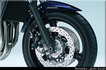 suzuki_bantit_2009_040.jpg
