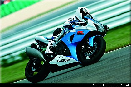 suzuki_gsxr1000_2009_009.jpg