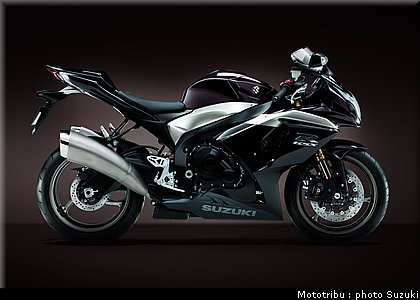 suzuki_gsxr1000_2009_021.jpg