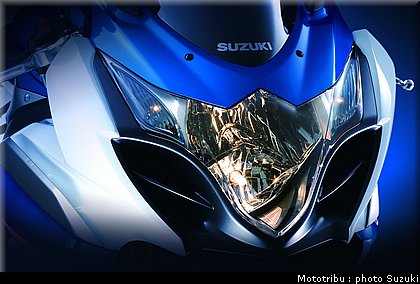 suzuki_gsxr1000_2009_030.jpg