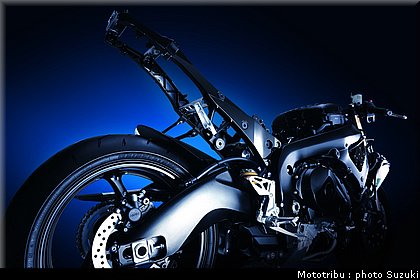 suzuki_gsxr1000_2009_034.jpg