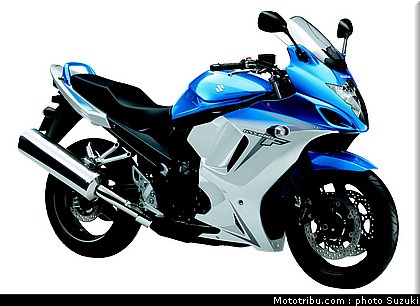 suzuki_650_gsxf_1_2010.jpg