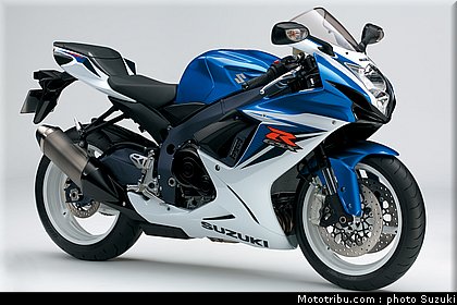 suzuki_2011_600_gsxr_001.jpg