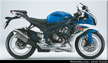 suzuki_2011_600_gsxr_005.jpg
