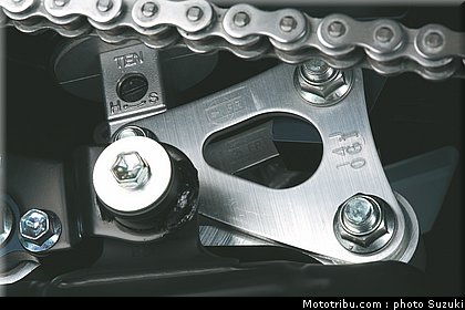 suzuki_2011_600_gsxr_032.jpg