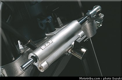 suzuki_2011_600_gsxr_034.jpg