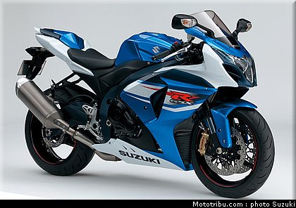 suzuki_2012_1000_gsxr_018.jpg