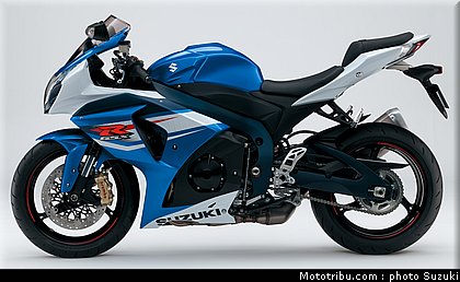 suzuki_2012_1000_gsxr_023.jpg