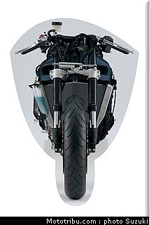 suzuki_2012_1000_gsxr_051.jpg