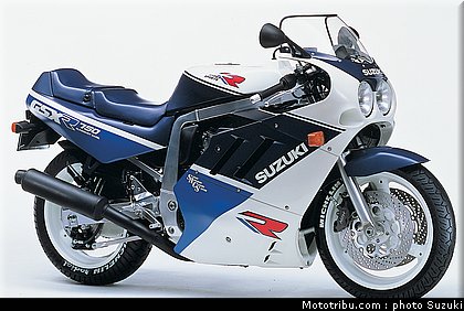 1988_suzuki_750_gsxr.jpg
