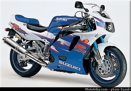 1994_suzuki_750_gsxr.jpg