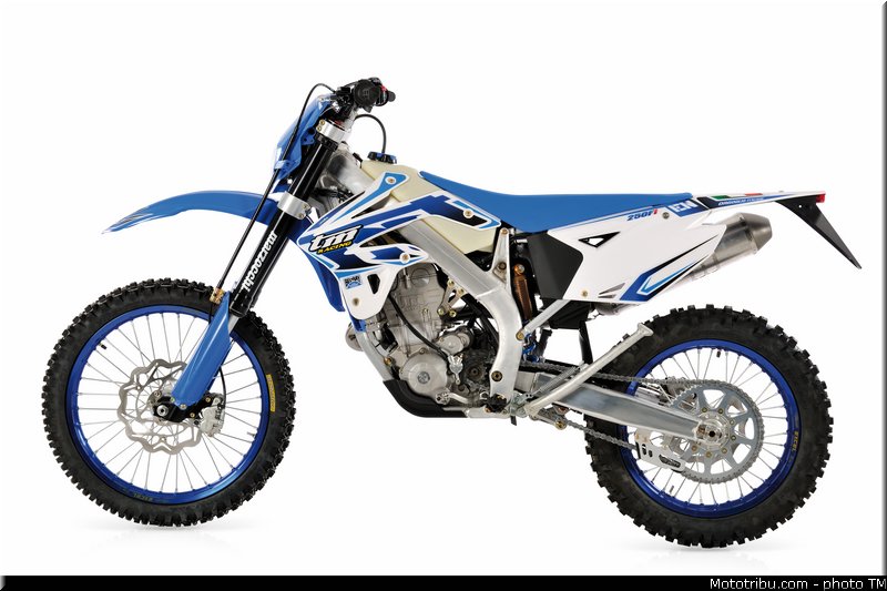 en_250fi_sx_tm_2013