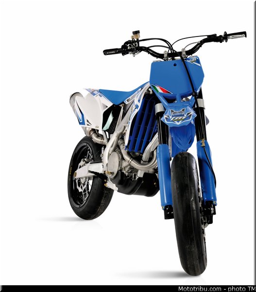 smx_530f_front_tm_2013