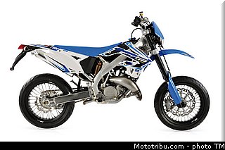 smr_125_dx_tm_2013.jpg