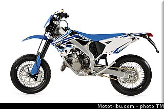 smr_125_sx_tm_2013.jpg