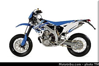 smr_450f_sx_tm_2013.jpg