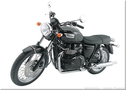013_bonneville_black_002.jpg