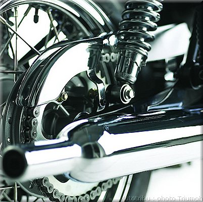 051_bonneville_silencers.jpg